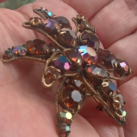 Regency Signed VTG Citrine AB Colored Crystal Rhinestones Star Flower Brooch - Picture 5 of 13